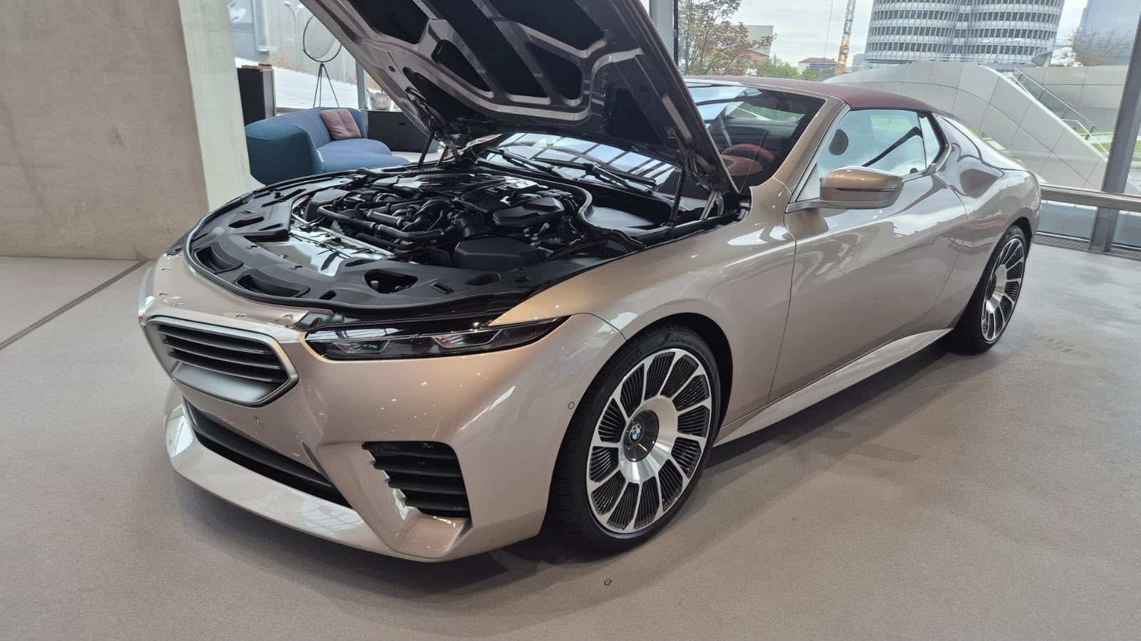 BMW Skytop bei der Übergabe in der BMW Welt, Foto 9