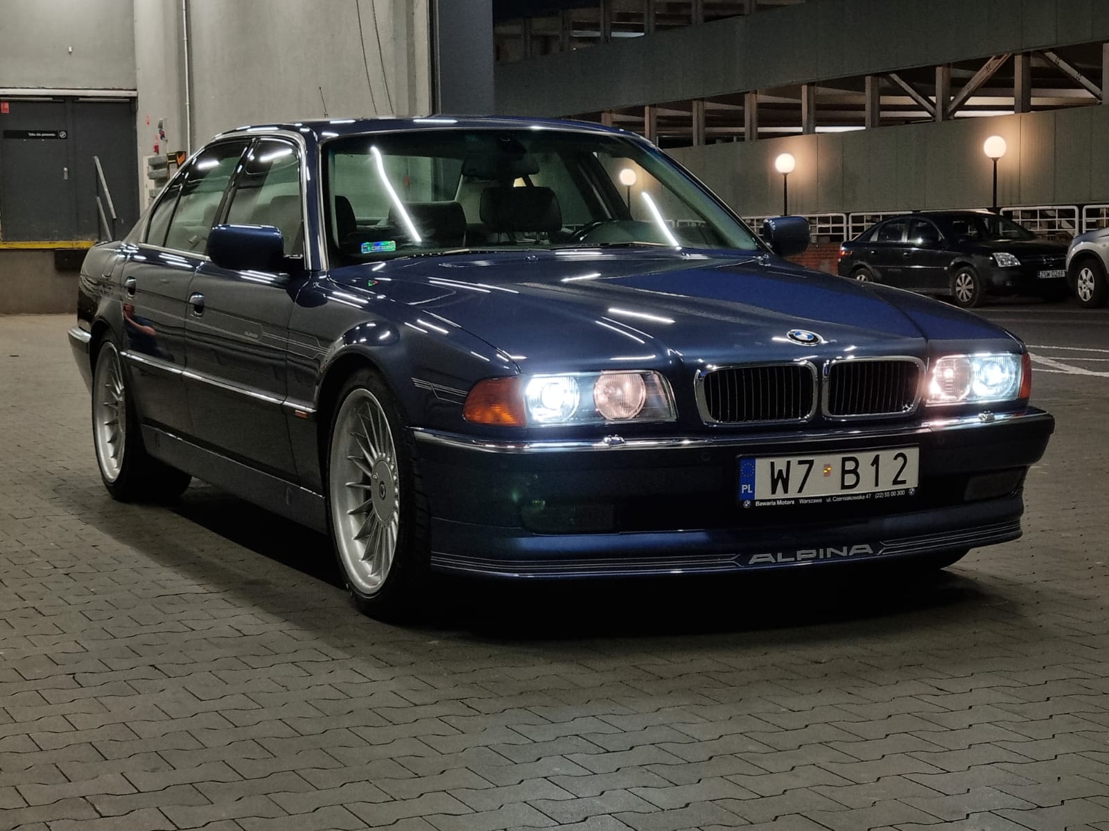 ALPINA-Produktionsplakette mit der Aufschrift BMW/ALPINA B12 5.0 234
